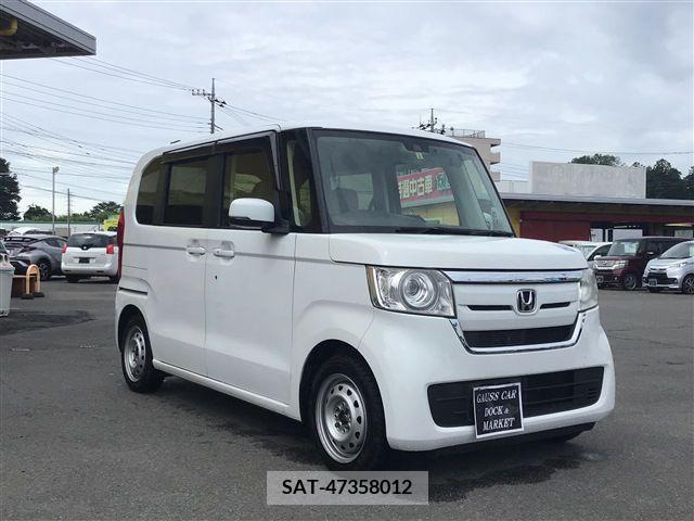 Honda N BOX 2019-06 307438-1