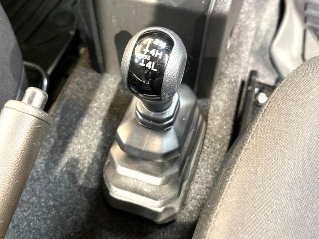 Suzuki JIMNY 2019-06 9261-5
