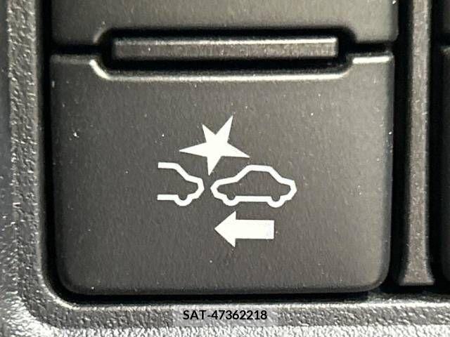 Toyota VOXY 2020-02 370347-7