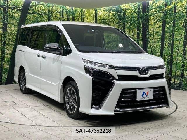 Toyota VOXY 2020-02 370347-17