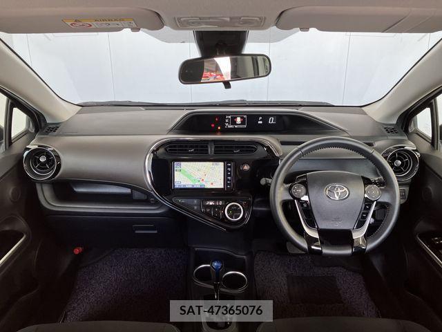 Toyota AQUA 2020-09 385245-1