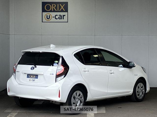 Toyota AQUA 2020-09 385245-2