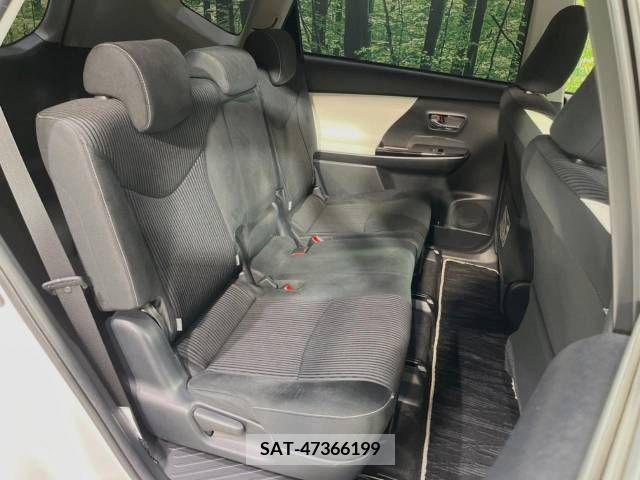 Toyota PRIUS ALPHA 2018-11 282442-10