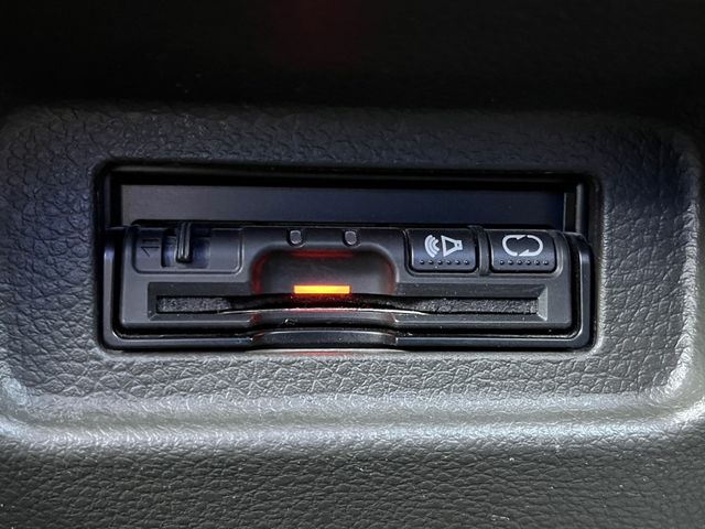 Nissan CUBE 2012-07 193-16