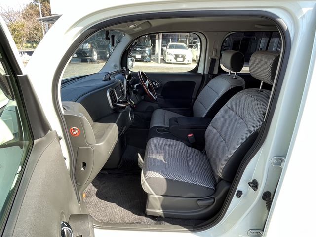 Nissan CUBE 2012-07 193-4