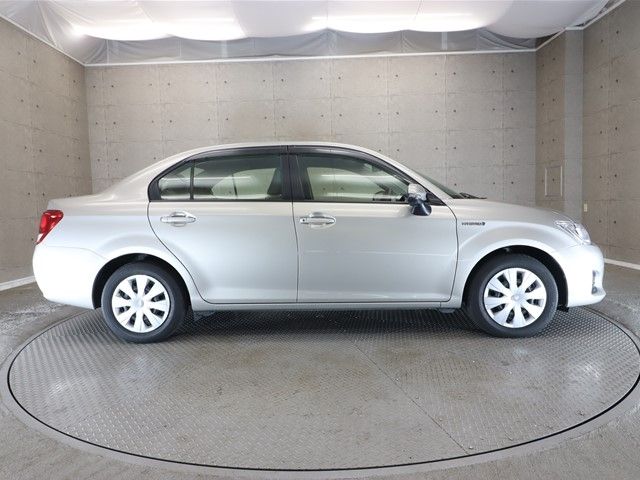 Toyota COROLLA AXIO 2013-11 181009-22