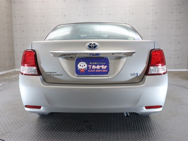 Toyota COROLLA AXIO 2013-11 181009-23