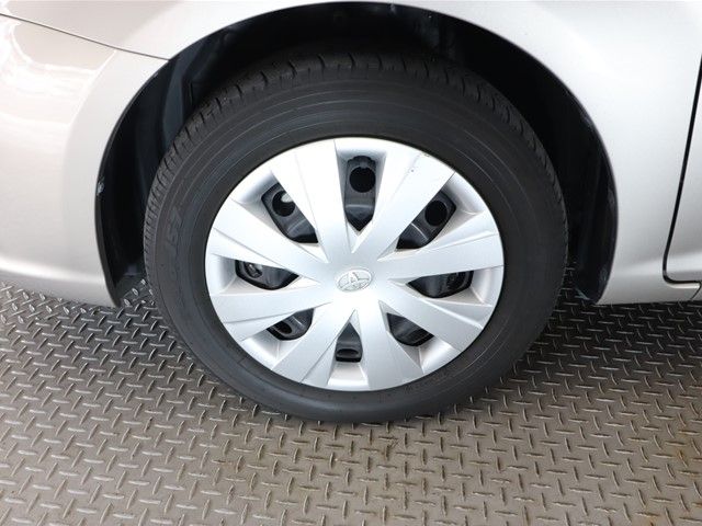 Toyota COROLLA AXIO 2013-11 181009-27
