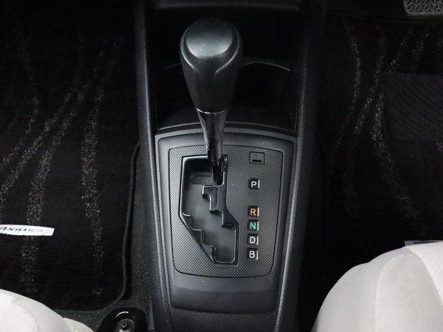 Toyota COROLLA AXIO 2013-11 181009-17