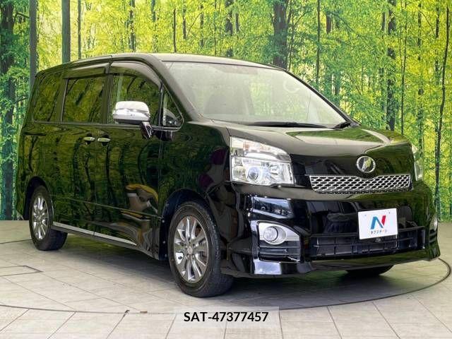 Toyota VOXY 2013-08 236692-17