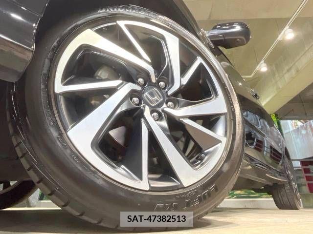 Honda VEZEL 2018-01 394833-15
