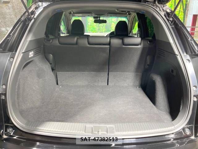 Honda VEZEL 2018-01 394833-11