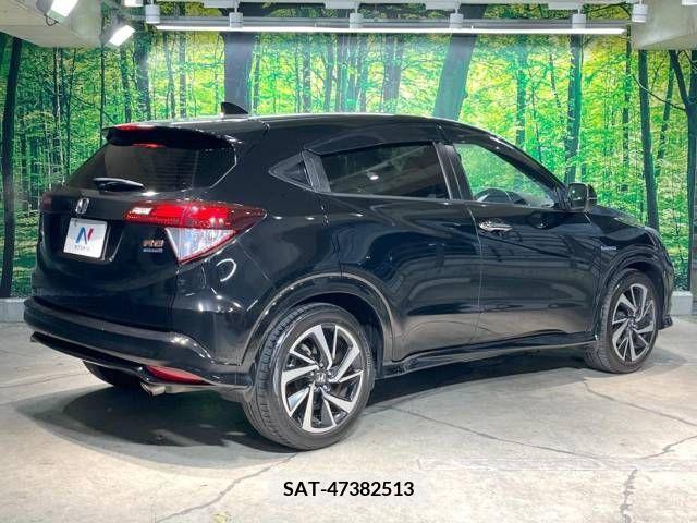 Honda VEZEL 2018-01 394833-19