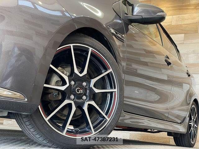 Toyota AQUA 2015-07 235944-10