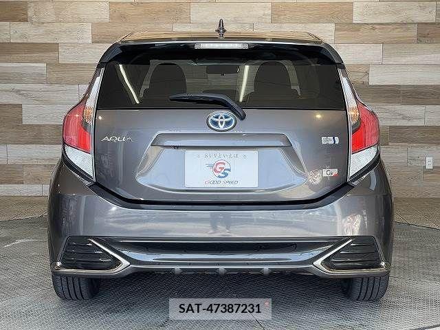 Toyota AQUA 2015-07 235944-18