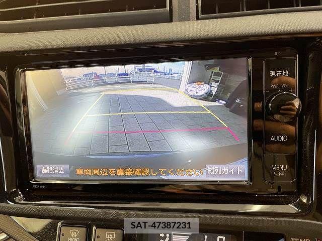 Toyota AQUA 2015-07 235944-3
