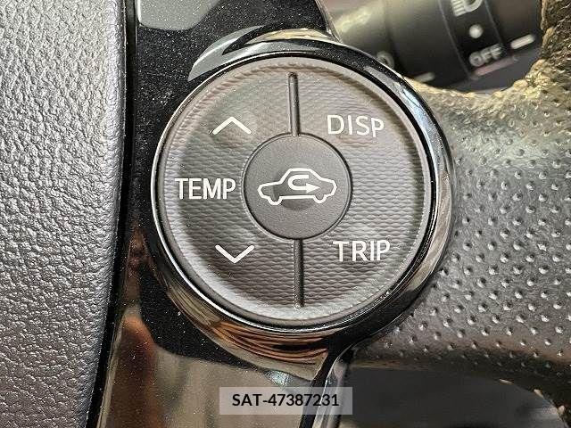 Toyota AQUA 2015-07 235944-14