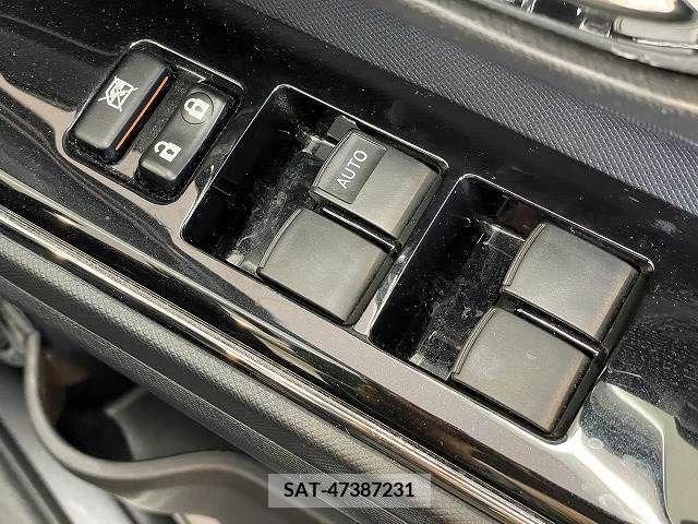 Toyota AQUA 2015-07 235944-15
