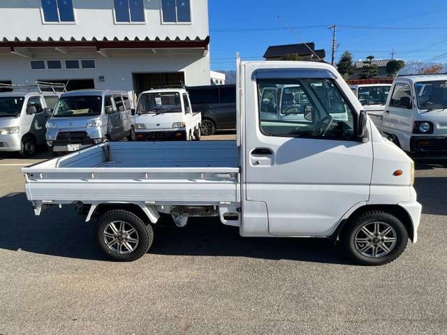 Mitsubishi MINICAB TRUCK 2000-01 26982-8