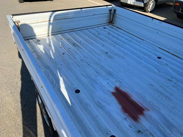 Mitsubishi MINICAB TRUCK 2000-01 26982-11