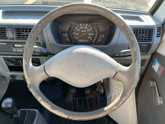 Mitsubishi MINICAB TRUCK 2000-01 26982-17
