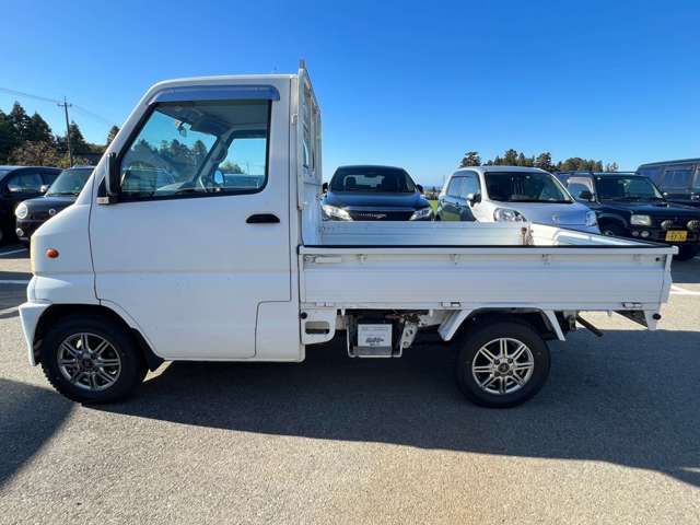 Mitsubishi MINICAB TRUCK 2000-01 26982-4