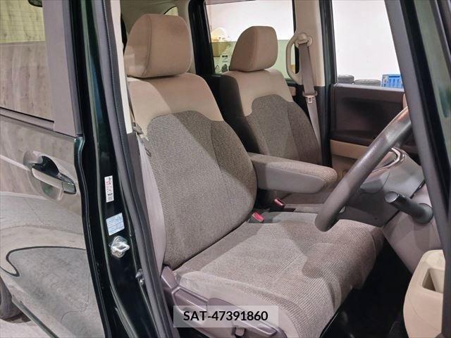 Honda N BOX 2019-04 215488-17