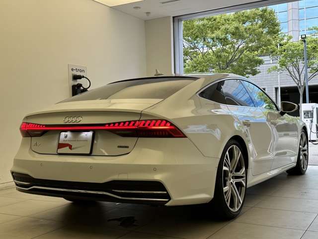 Audi A7 2018-11 26787-1