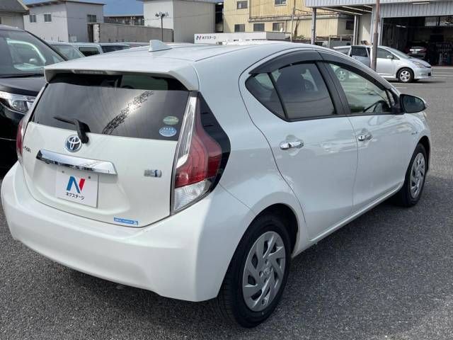 Toyota AQUA 2017-01 16242-17