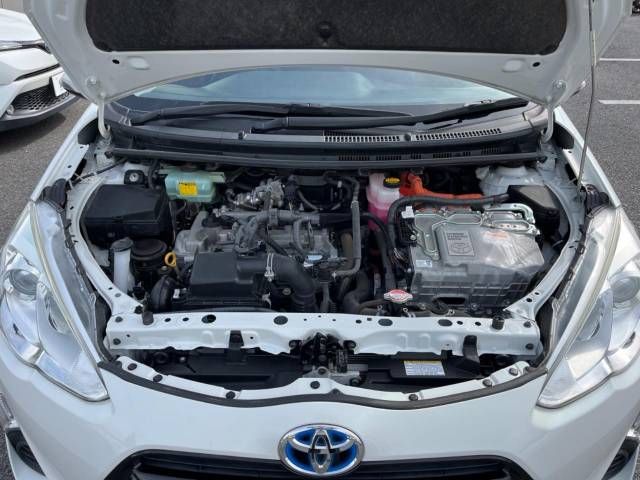 Toyota AQUA 2017-01 16242-18