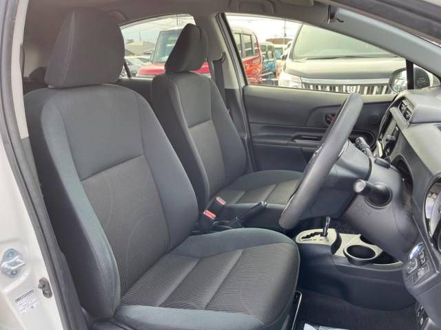 Toyota AQUA 2017-01 16242-8