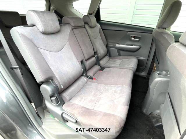 Toyota PRIUS ALPHA 2012-06 387138-11