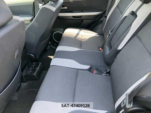Suzuki ESCUDO 2009-01 268509-5
