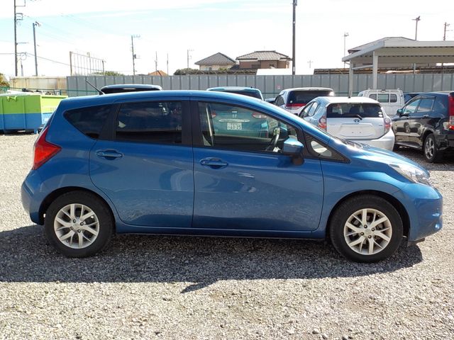 Nissan NOTE 2014-11 20414-8