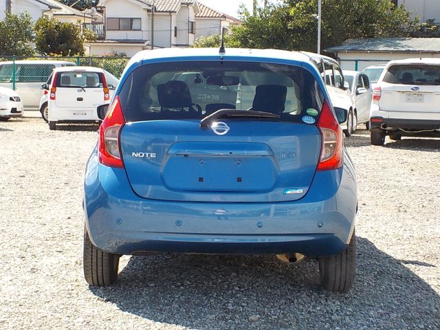 Nissan NOTE 2014-11 20414-6