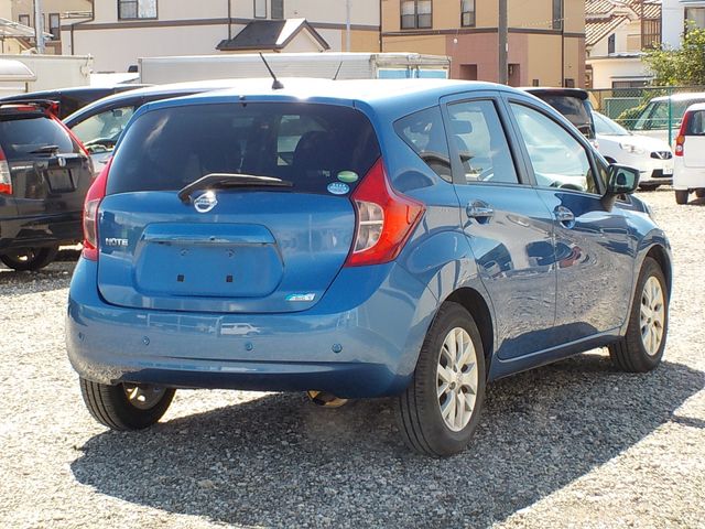 Nissan NOTE 2014-11 20414-7