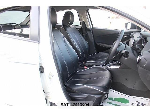 Mazda DEMIO 2015-08 211836-12