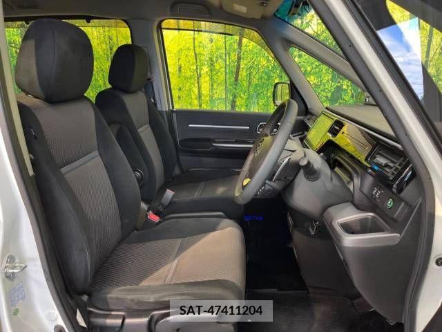 Honda e 2016-08 383085-8