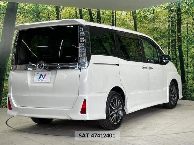 Toyota VOXY 2015-06 288944-18