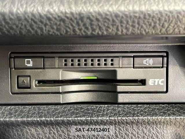 Toyota VOXY 2015-06 288944-4