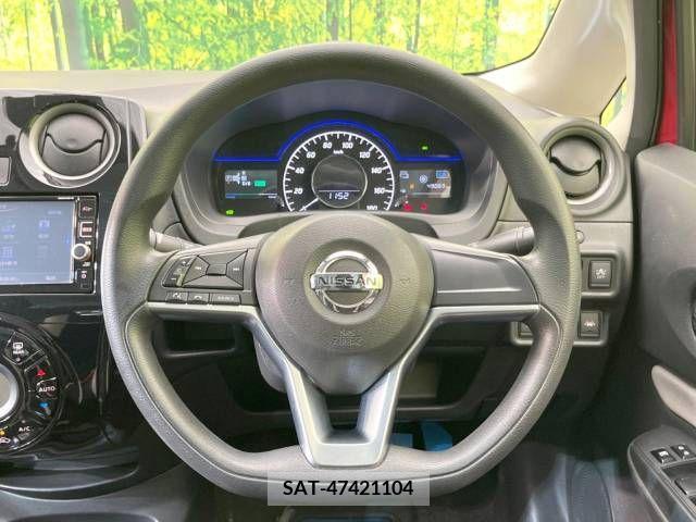 Nissan NOTE 2017-01 305343-11