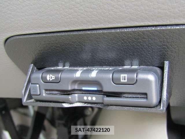Suzuki EVERY 2019-04 381857-15