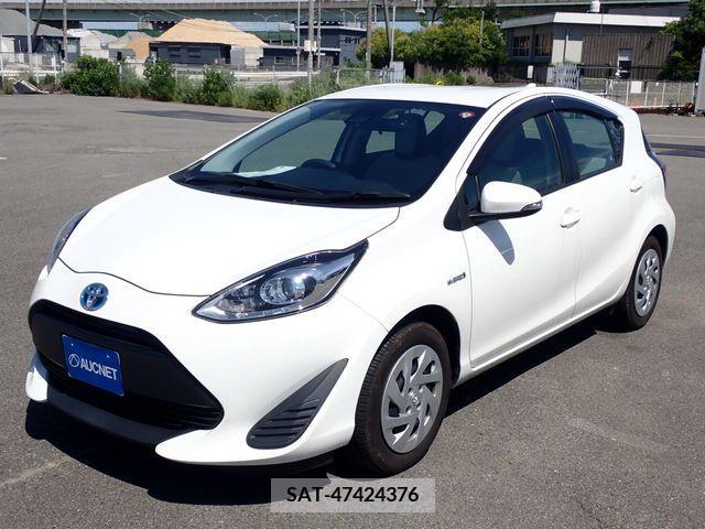 Toyota AQUA 2018-07 336434-6