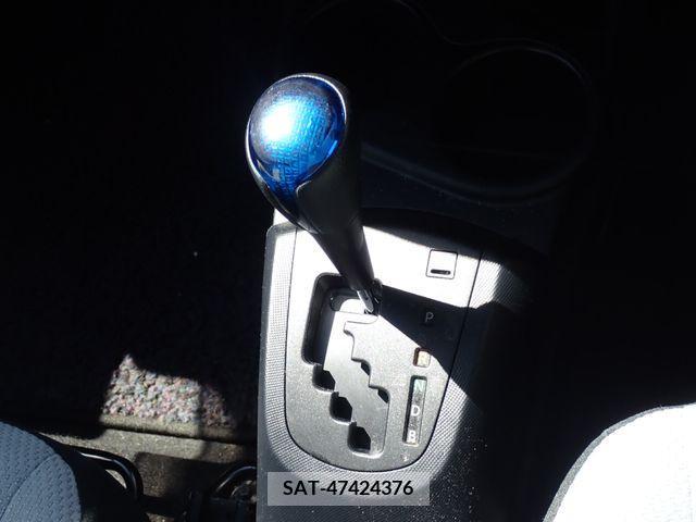 Toyota AQUA 2018-07 336434-14
