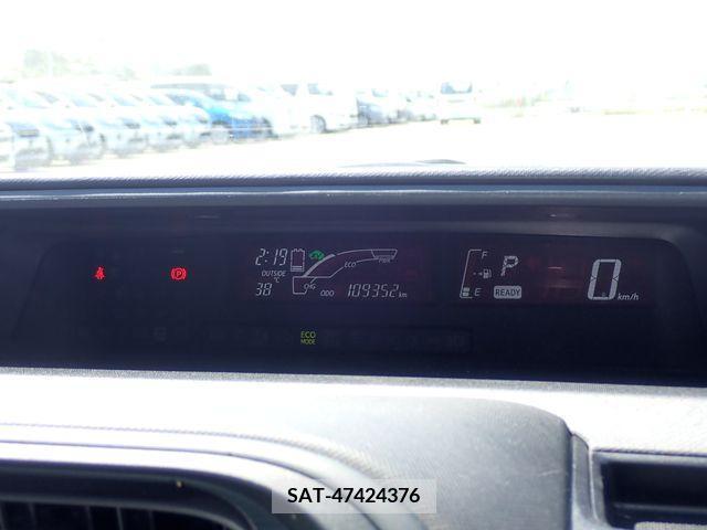 Toyota AQUA 2018-07 336434-11