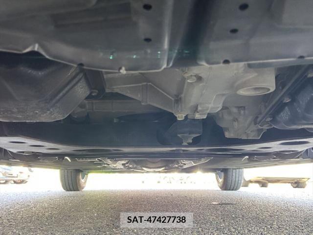 Nissan CUBE 2012-02 358396-18