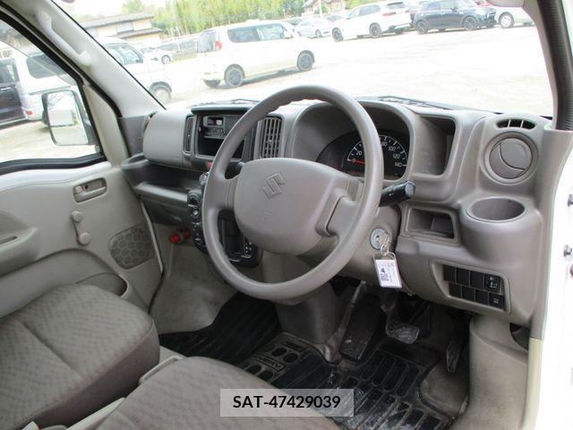 Suzuki EVERY 2018-02 242170-1