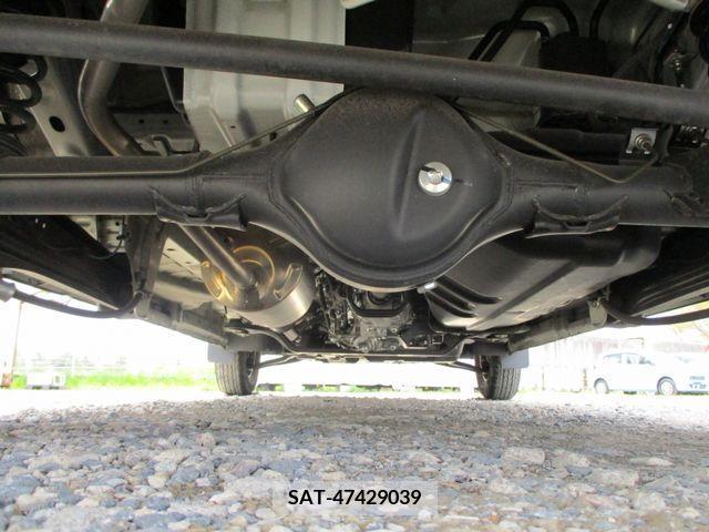 Suzuki EVERY 2018-02 242170-8