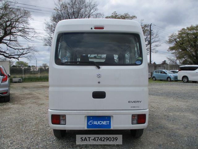 Suzuki EVERY 2018-02 242170-4