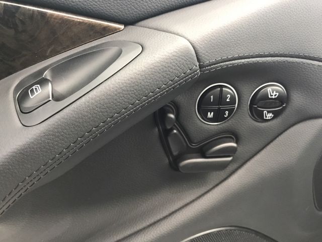 Mercedes Benz SL-CLASS 2008-01 1312-23